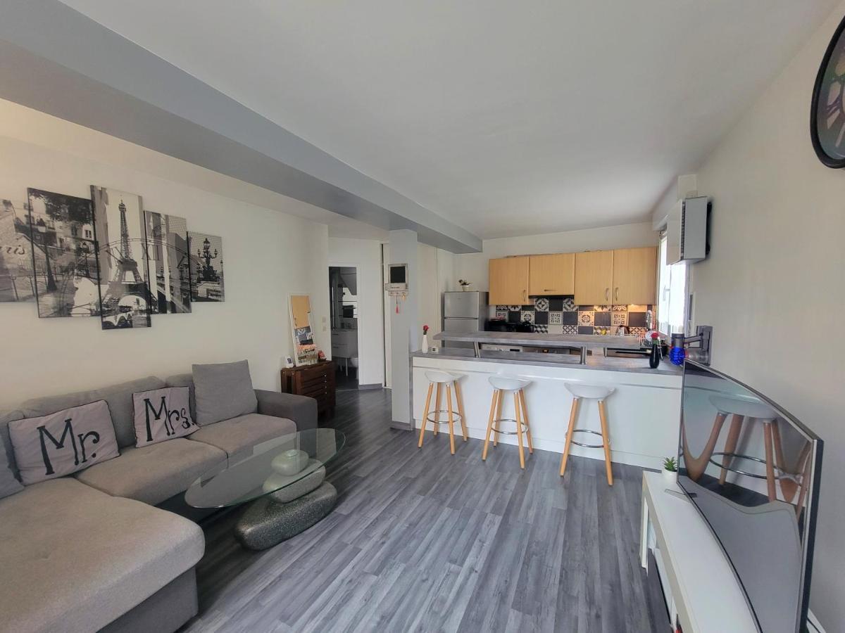 Superbe Appartement Avec Jardin Proche Versailles Saint-Cyr-lʼÉcole Kültér fotó