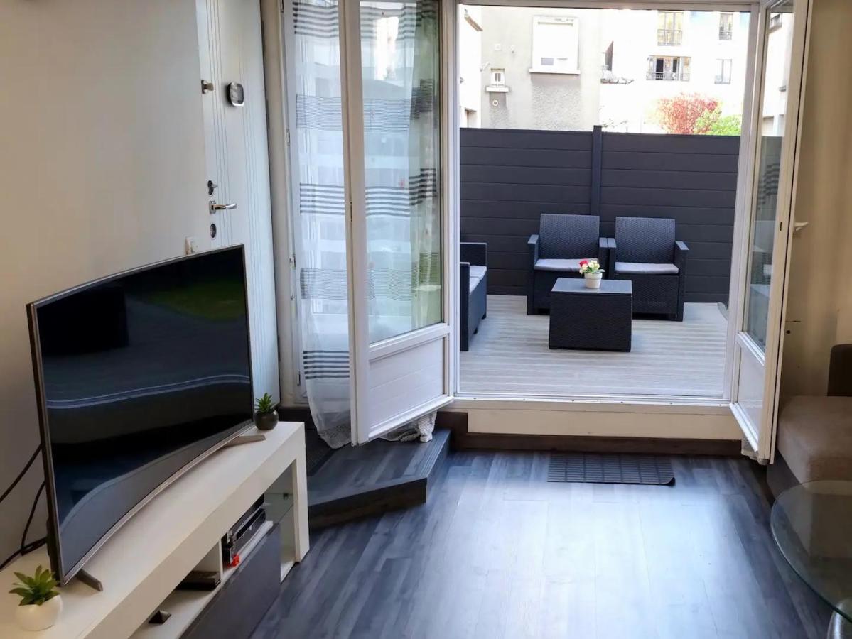 Superbe Appartement Avec Jardin Proche Versailles Saint-Cyr-lʼÉcole Kültér fotó