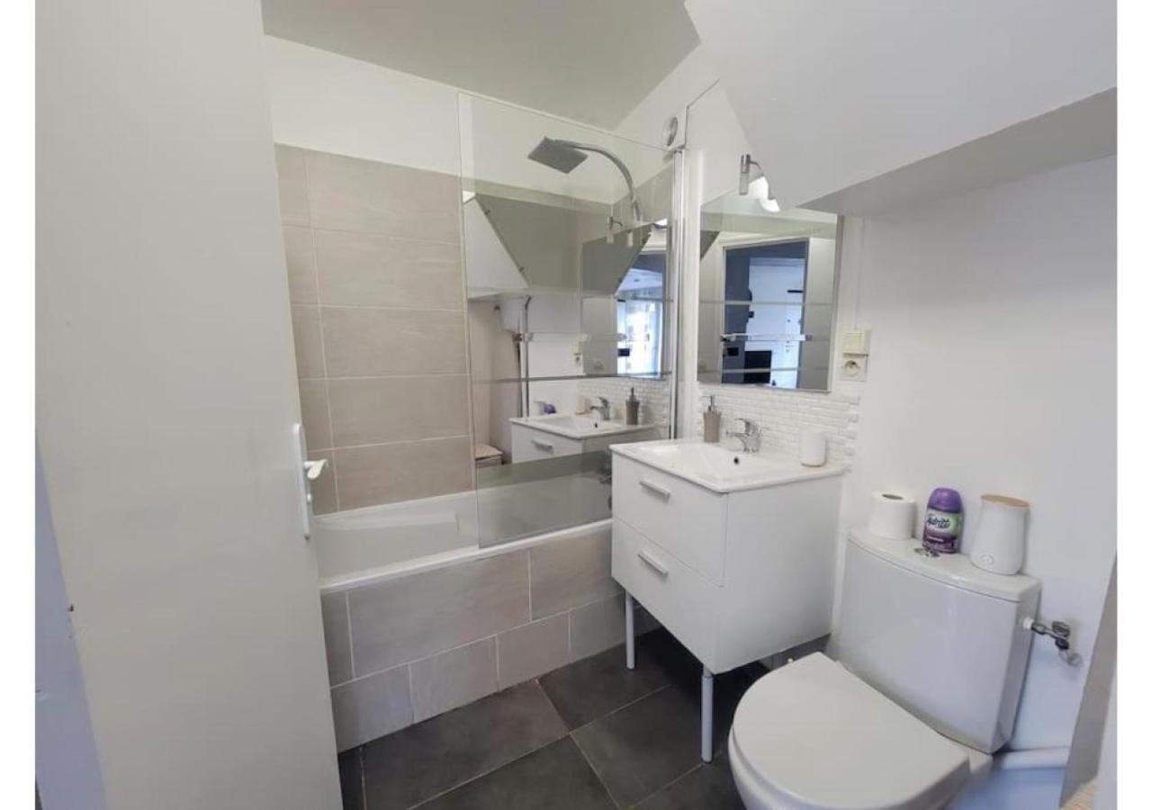 Superbe Appartement Avec Jardin Proche Versailles Saint-Cyr-lʼÉcole Kültér fotó
