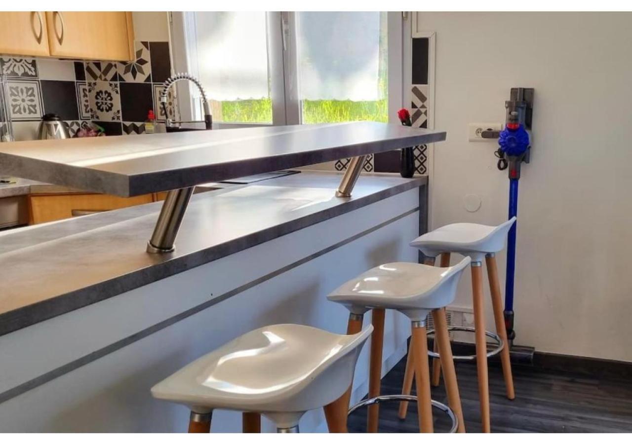 Superbe Appartement Avec Jardin Proche Versailles Saint-Cyr-lʼÉcole Kültér fotó