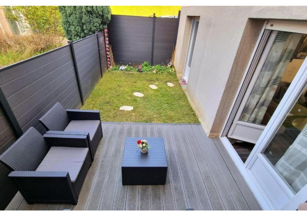 Superbe Appartement Avec Jardin Proche Versailles Saint-Cyr-lʼÉcole Kültér fotó