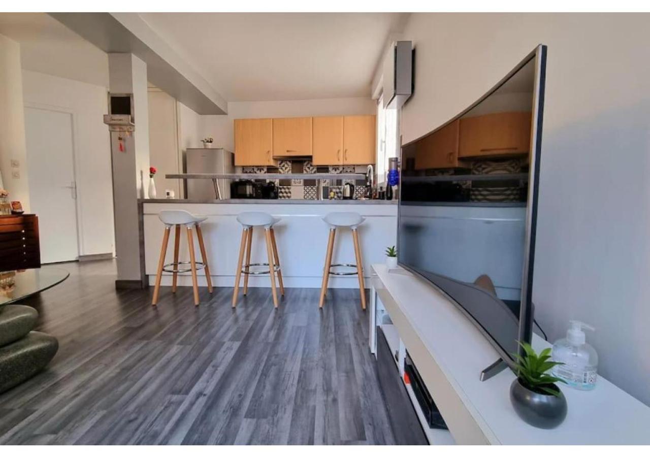 Superbe Appartement Avec Jardin Proche Versailles Saint-Cyr-lʼÉcole Kültér fotó
