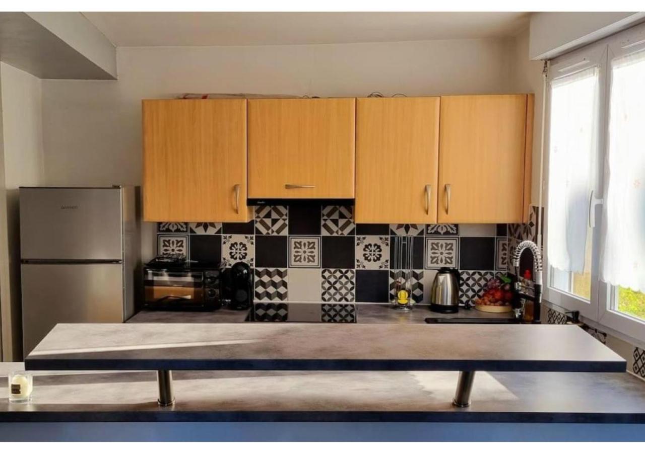 Superbe Appartement Avec Jardin Proche Versailles Saint-Cyr-lʼÉcole Kültér fotó